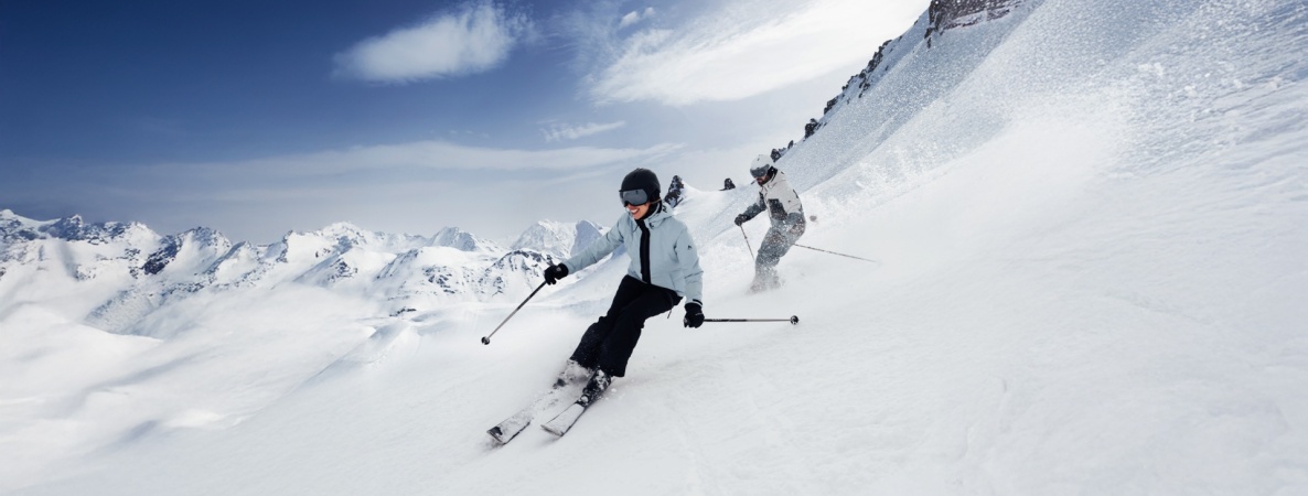 Gratis-Skiversicherung beim Skikauf bei INTERSPORT